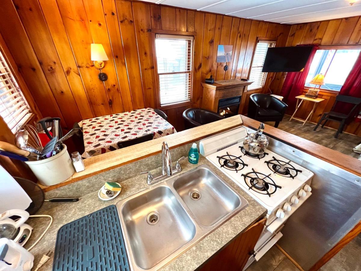 Adirondack Lake Cabins Otel Indian Lake Dış mekan fotoğraf