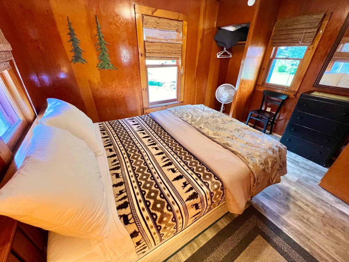 Adirondack Lake Cabins Otel Indian Lake Dış mekan fotoğraf